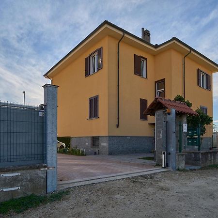 Appartamenti Sambuy Santena Bagian luar foto